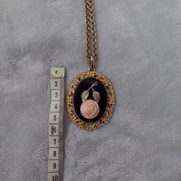 Victorian style double sided rose pendant with mirror - Picture 7 of 7